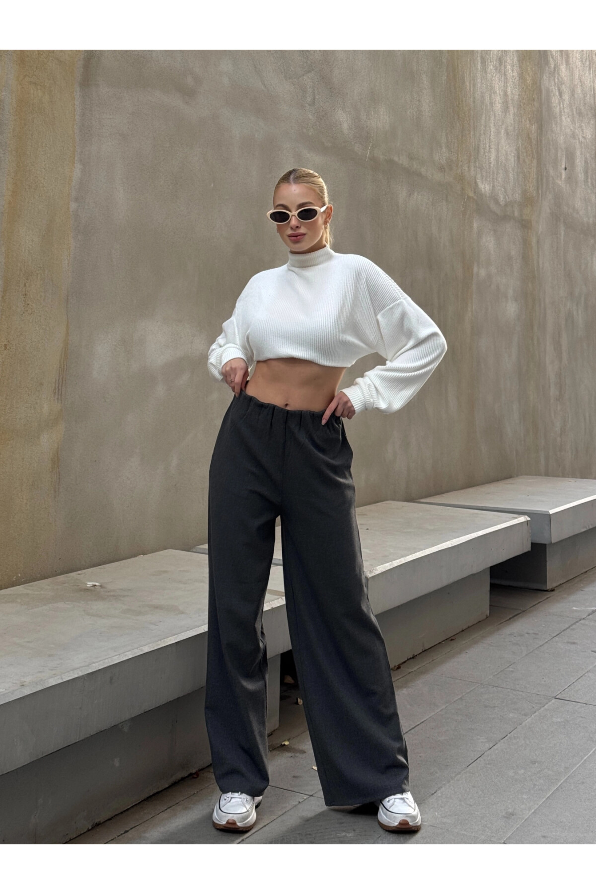 Kadın Antrasit Bel Detaylı Bol Pantolon (ZCKZC119)