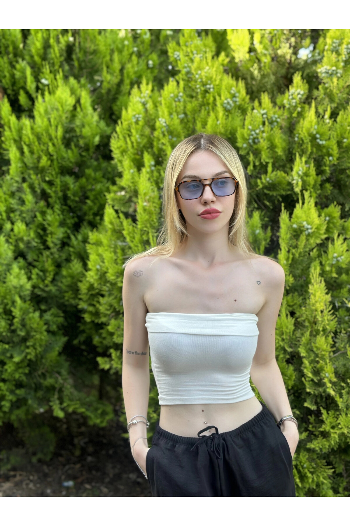 Kadın Beyaz Katlamalı Straplez Bluz (ZCKSS130)