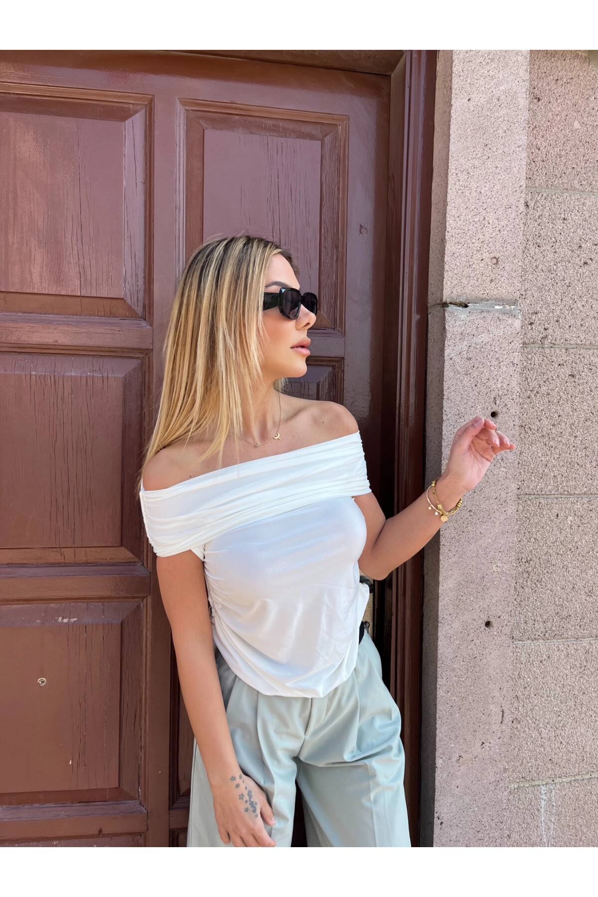 Kadın Beyaz Kayık Yaka Kısa Kollu Bluz (zck0794)