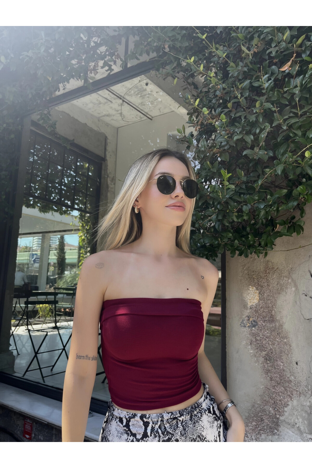 Kadın Bordo Katlamalı Straplez Bluz (ZCKSS130)