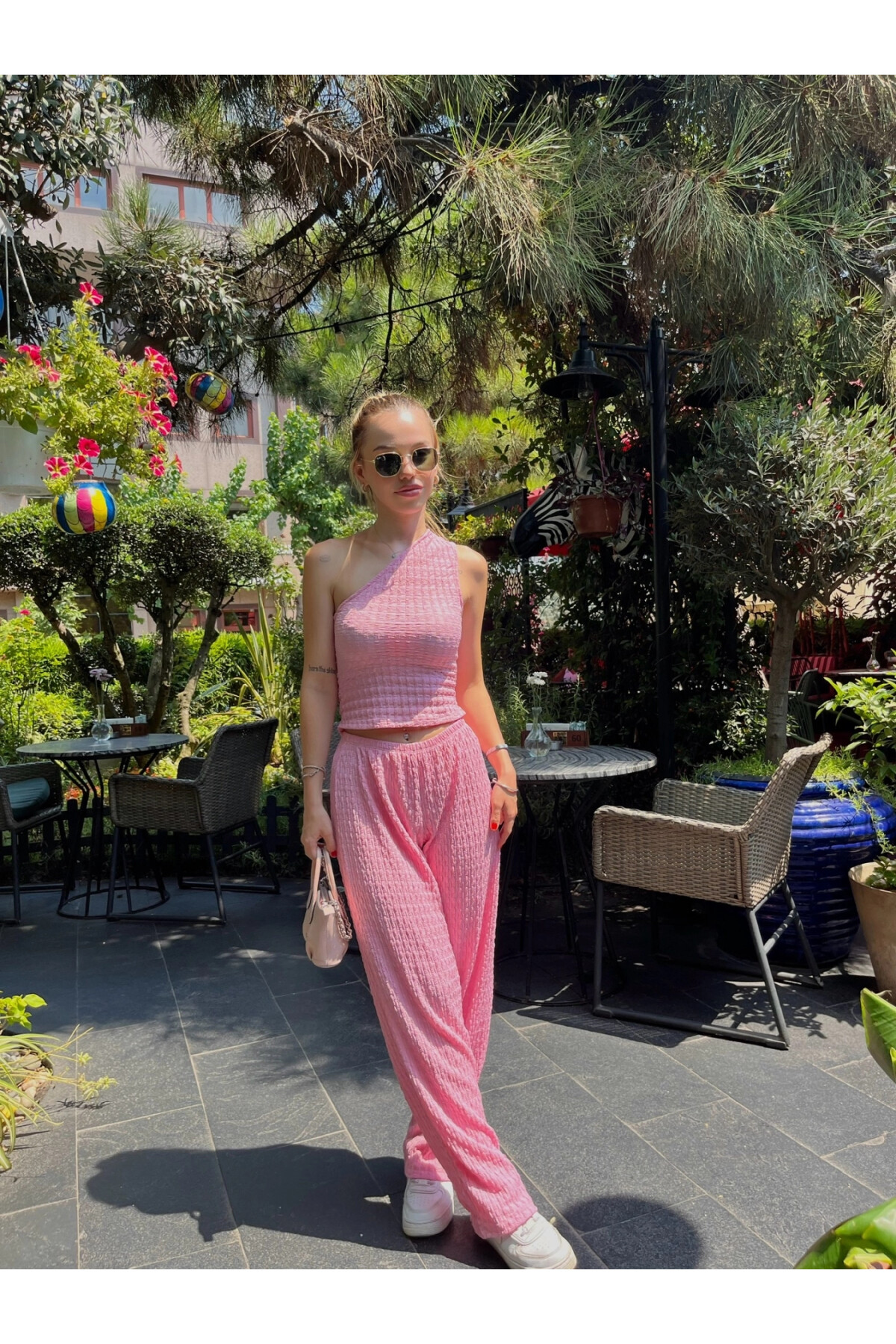 Kadın Pembe Beli Lastikli Rahat Kalıp Gofre Pantolon (ZCKSA26)