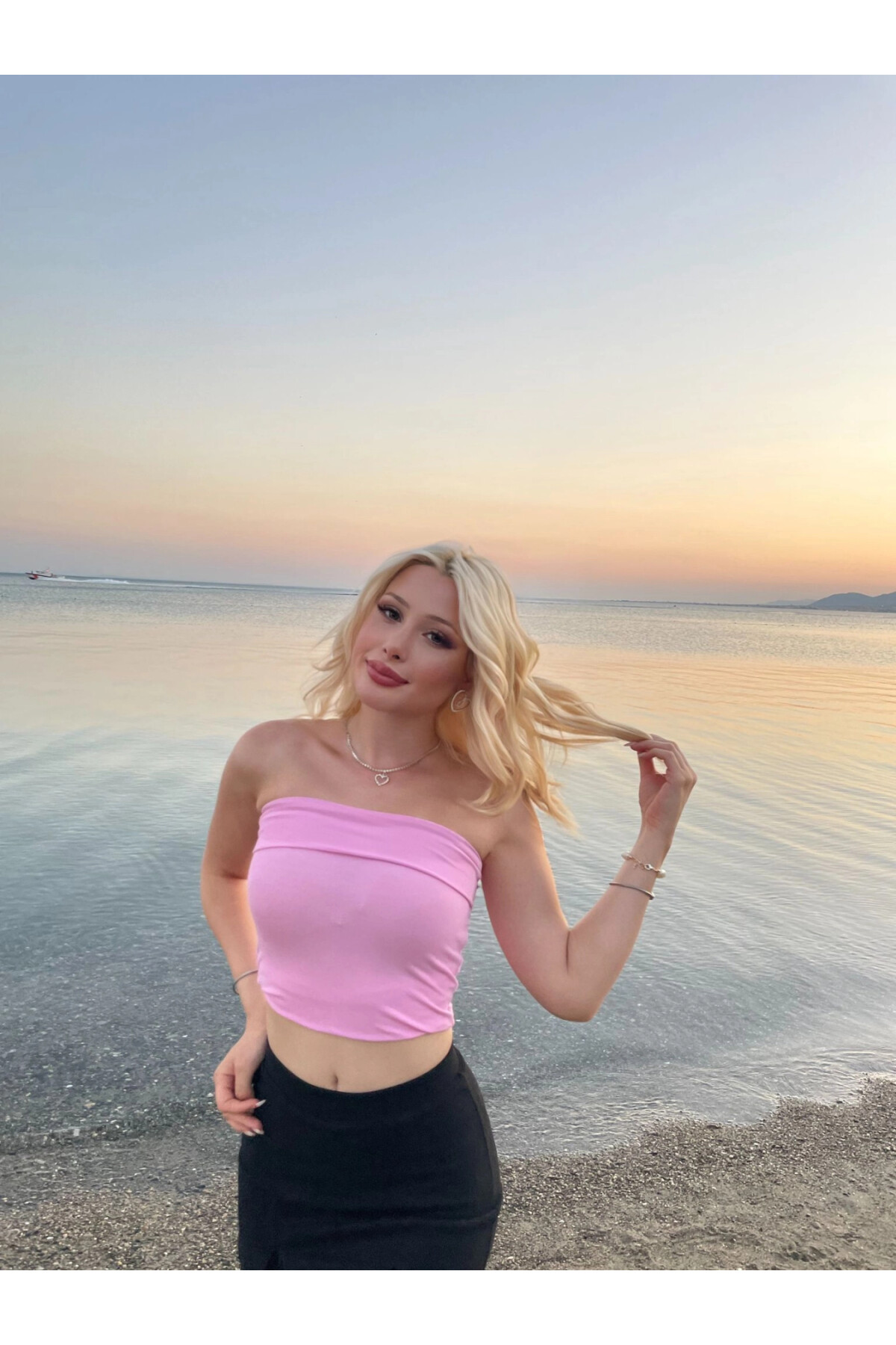 Kadın Pembe Katlamalı Straplez Bluz (ZCKSS130)