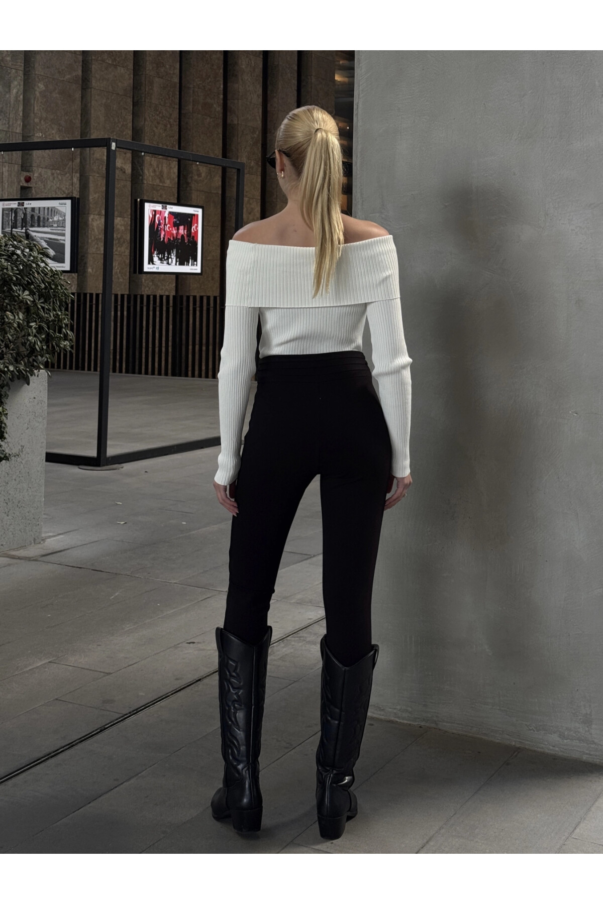 Kadın Siyah Düğme Detaylı Tayt (ZC117)