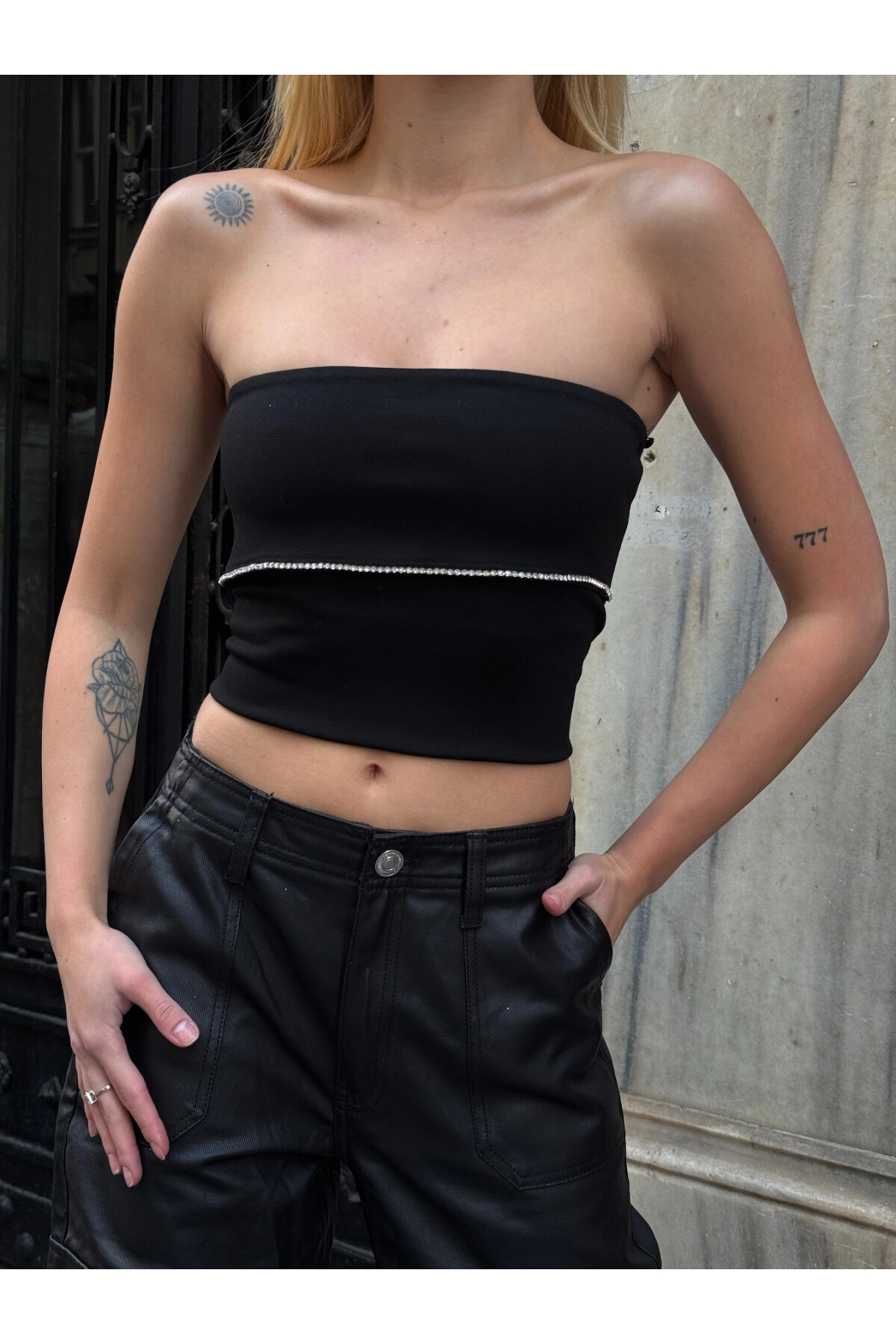 Kadın Siyah Katlamalı Taşlı Yılbaşına Özel Büstiyer (ZCKSS155)