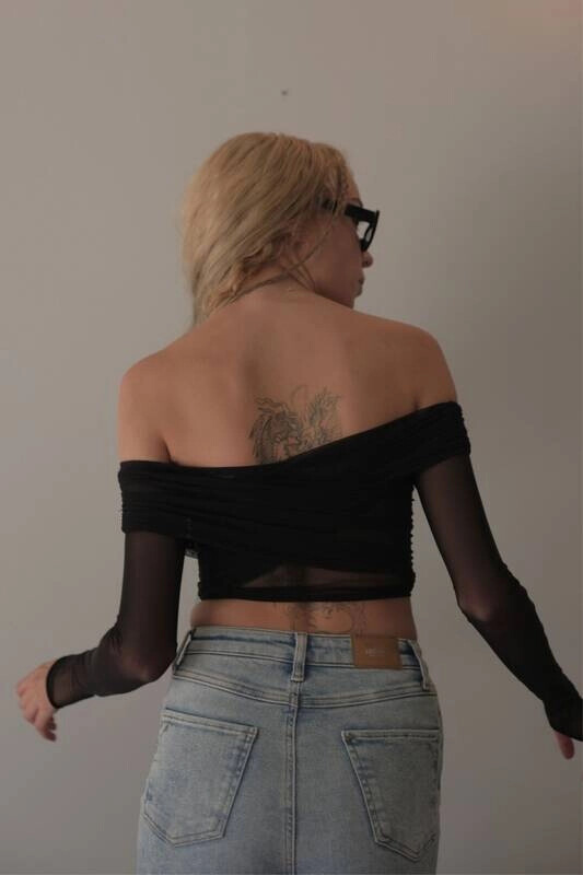 Kadın Siyah Kolları Tül Göğüs Detaylı Bluz (zck0739)