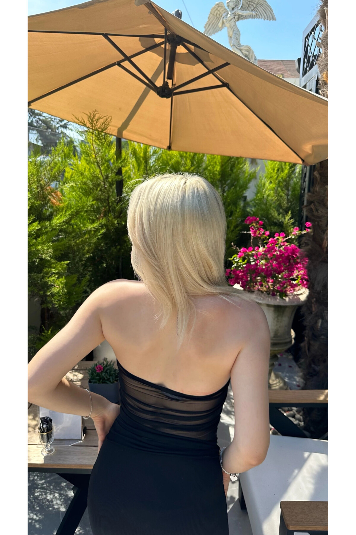 Kadın Siyah Transparan Straplez Tül Crop Bluz (ZCKSA320)