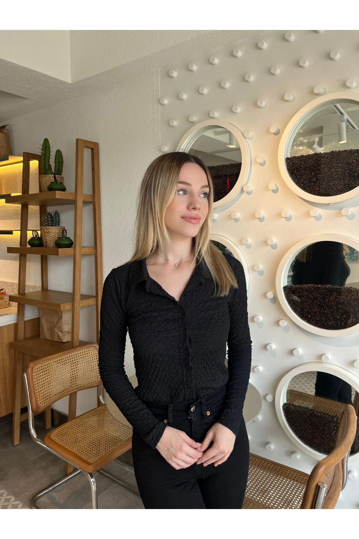 Kadın Siyah Uzun Kollu Gömlek (ZCKSA334)