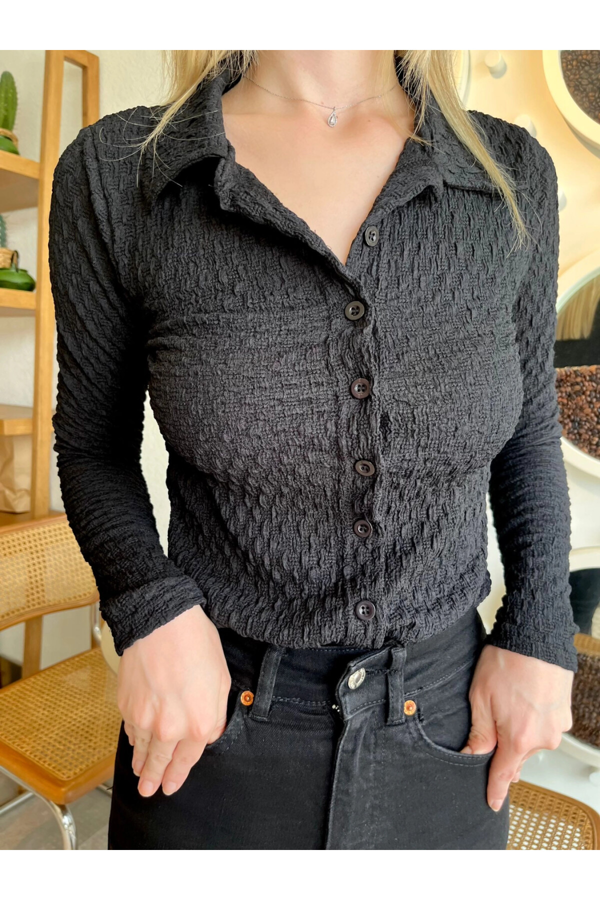 Kadın Siyah Uzun Kollu Gömlek (ZCKSA334)