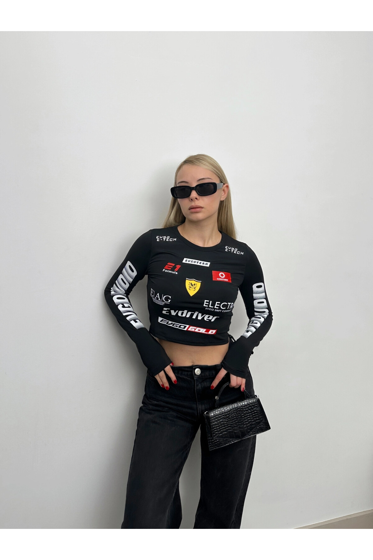 Kadın Siyah Yarış Bakılı Uzun Kol Crop T-Shirt (zck0768)
