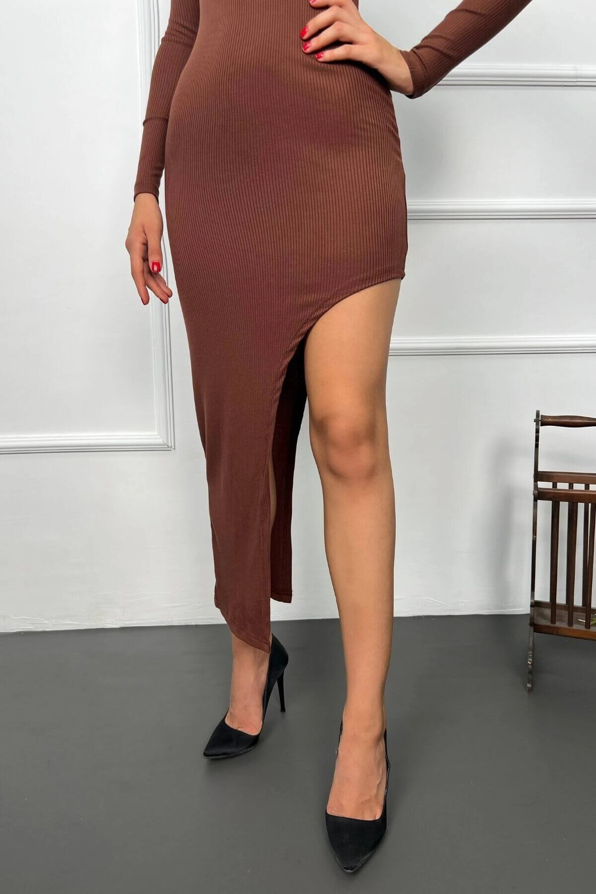 Kadın Kahverengi Uzun Kol Derin Yırtmaçlı Yarım Balıkçı Elbise (zck0720)