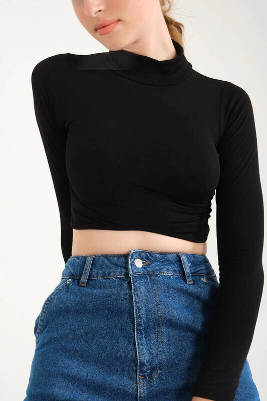 Kadın Siyah Balıkçı Yaka Asimetrik Desenli Bluz (zck0544)