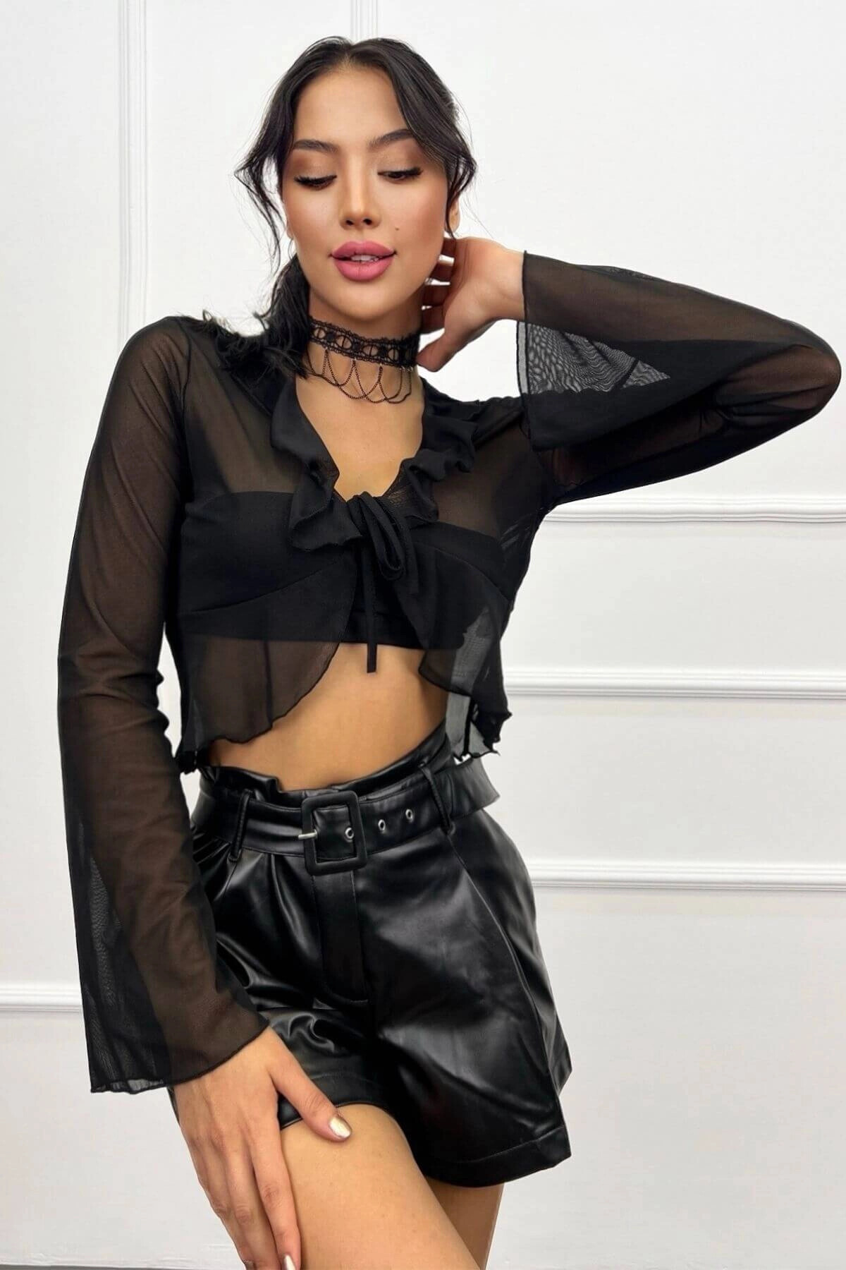 Kadın Siyah Fırfırlı Transparan Tül Bluz (zck0728)